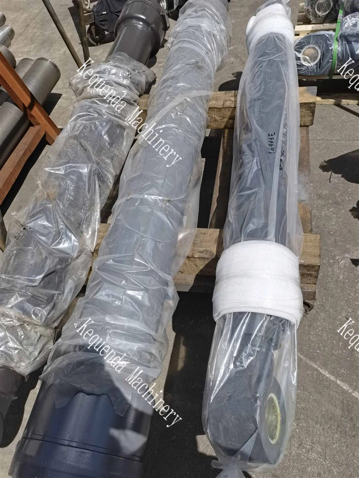 Cylinder wiadra LG933E